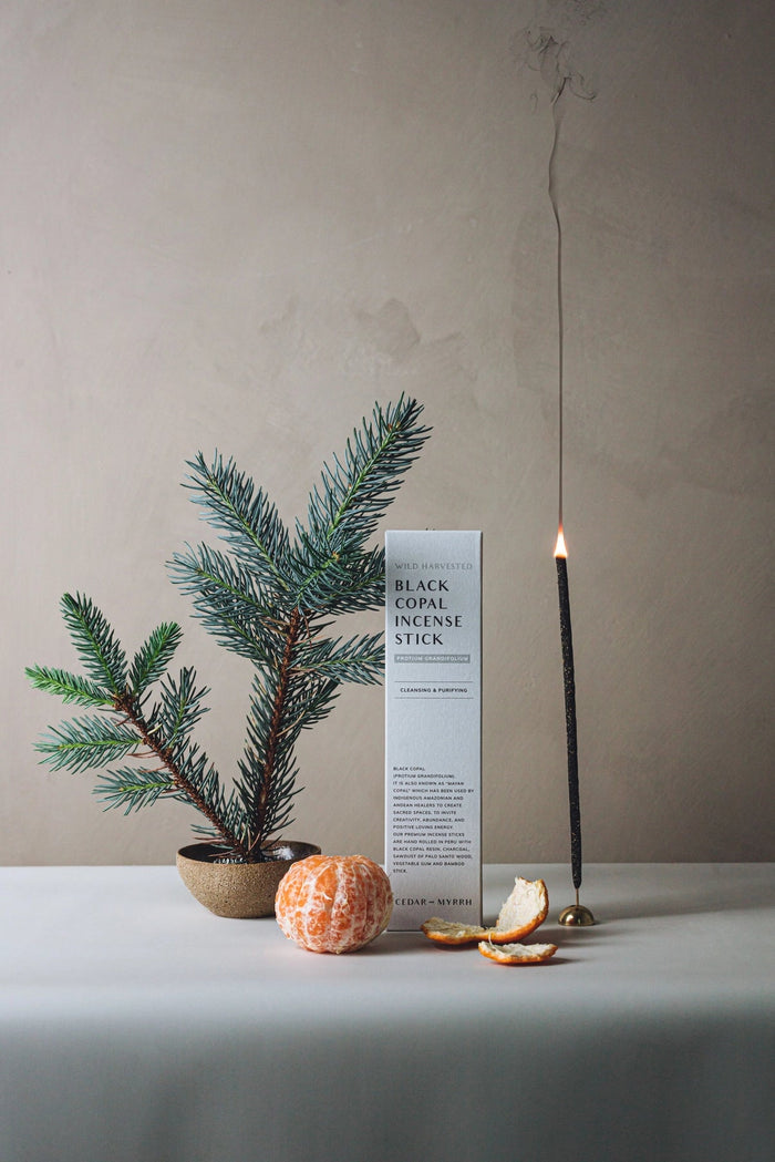 Räucherstäbchen CEDAR AND MYRRH – Schwarzer Copal - Sternkerze